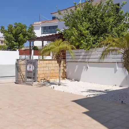 Shanta Villa